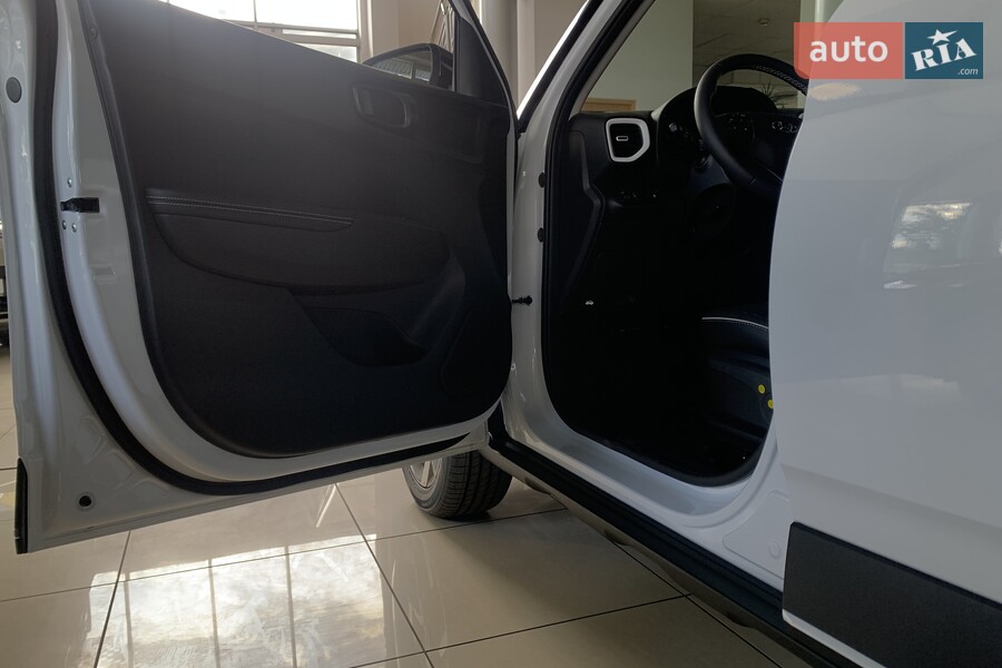 Hyundai Venue - фото 19