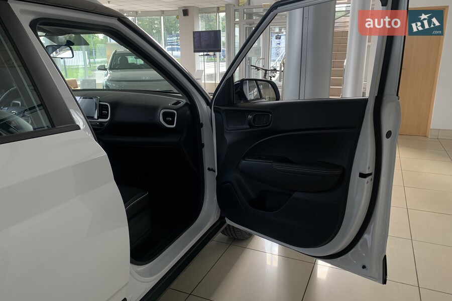 Hyundai Venue - фото 12