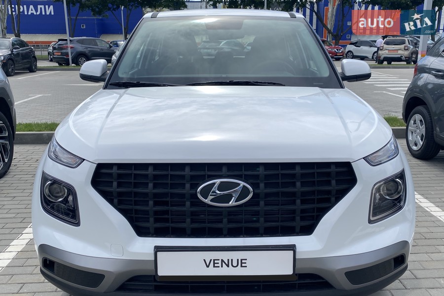 Hyundai Venue - фото 2
