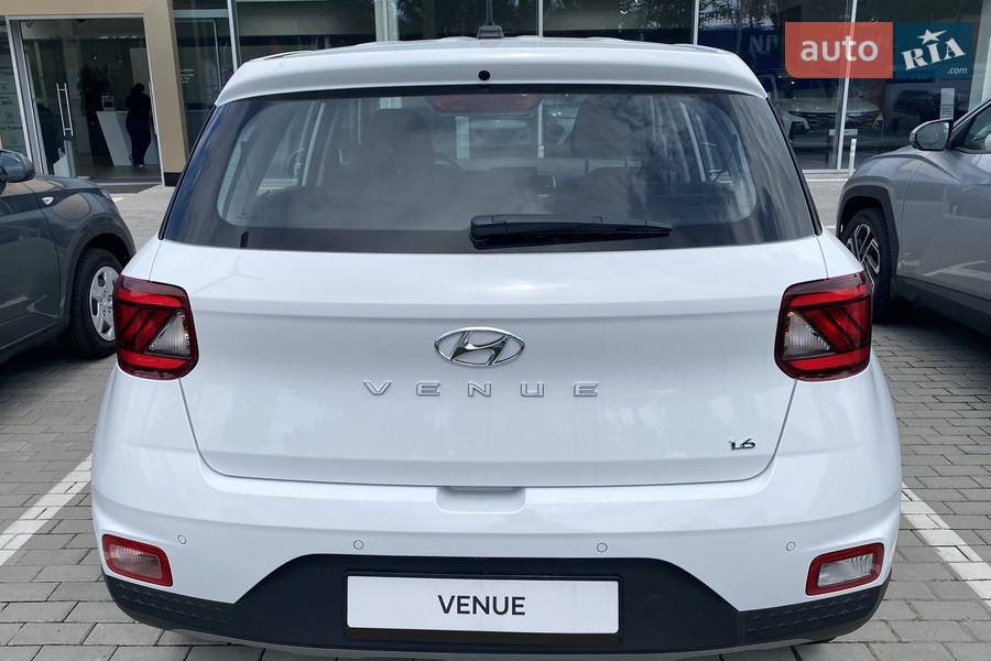 Hyundai Venue - фото 7