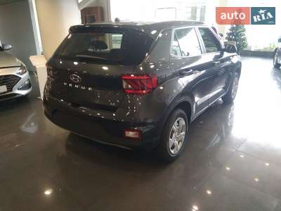 Hyundai Venue 2025 Express Plus