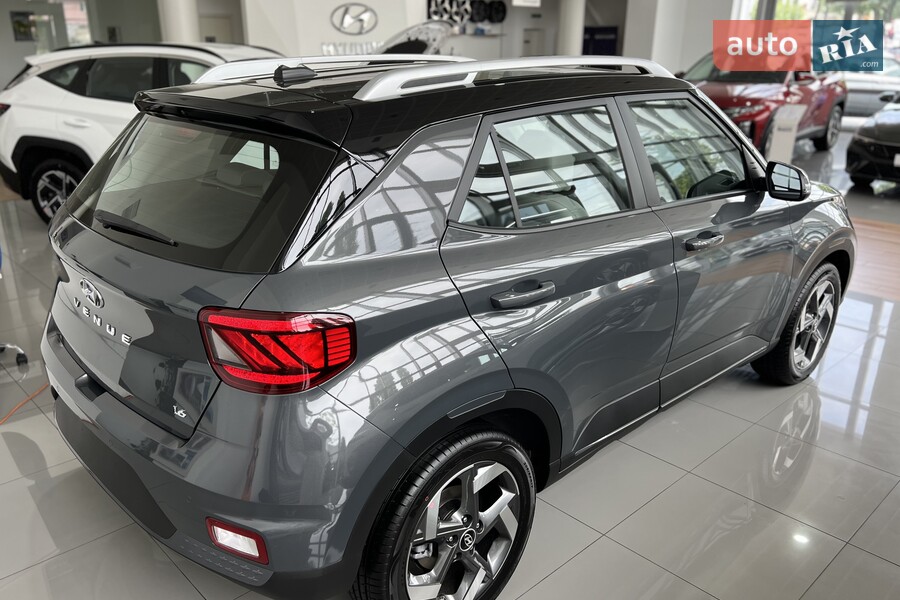 Hyundai Venue - фото 7