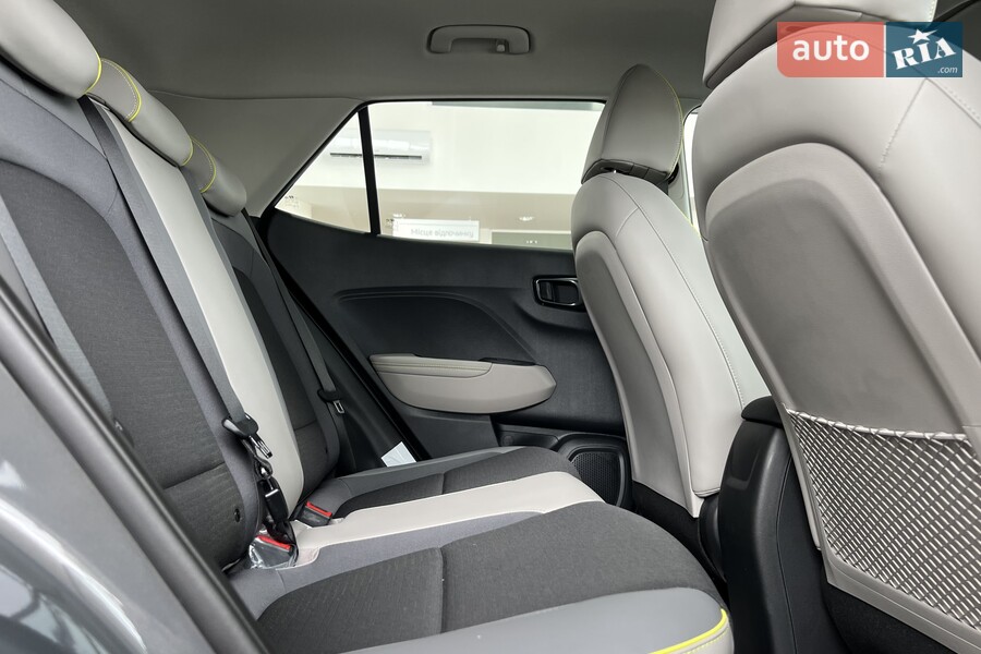 Hyundai Venue - фото 20