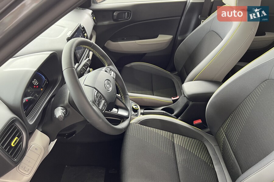 Hyundai Venue - фото 16