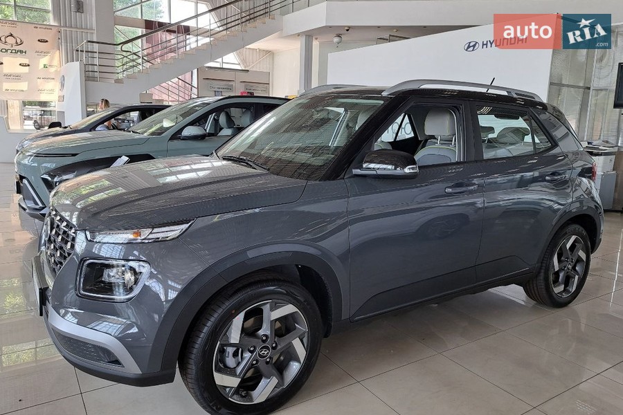 Hyundai Venue - фото 2