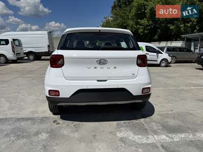 Hyundai Venue 2025 Express Plus