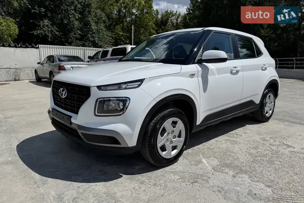 Hyundai Venue Express Plus