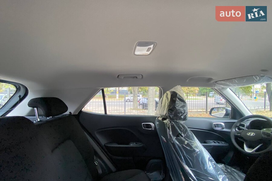 Hyundai Venue - фото 8