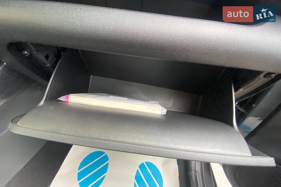 Hyundai Venue - фото 13