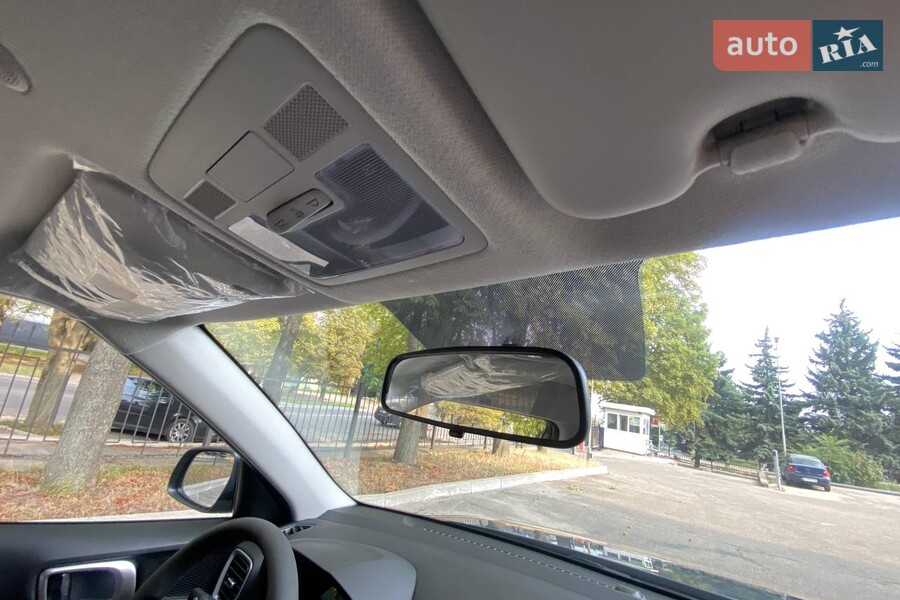 Hyundai Venue - фото 21