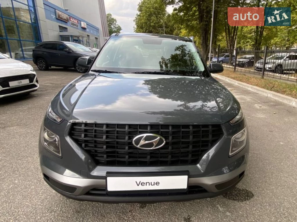 Hyundai Venue Express Plus