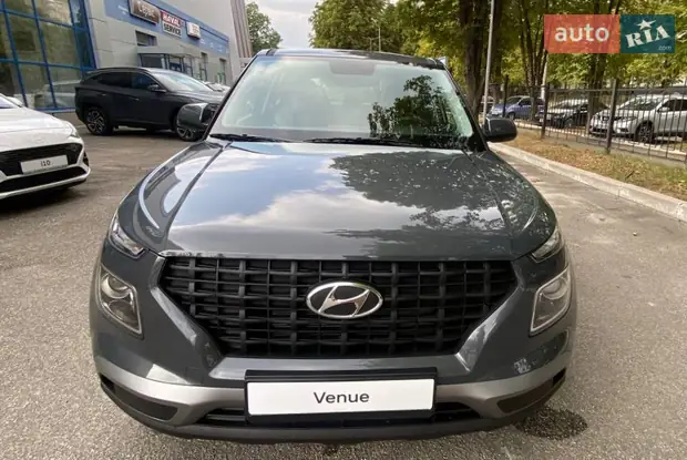 Hyundai Venue Express Plus