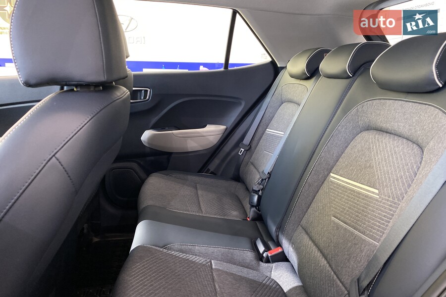 Hyundai Venue - фото 17