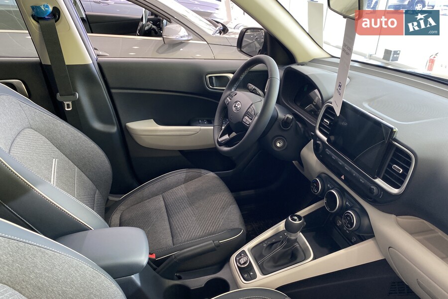 Hyundai Venue - фото 13