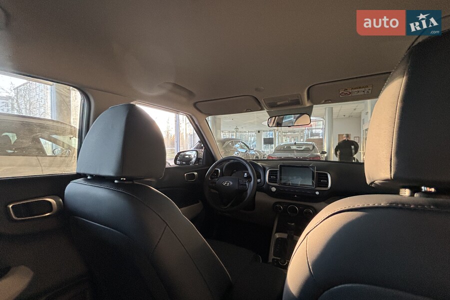 Hyundai Venue - фото 12