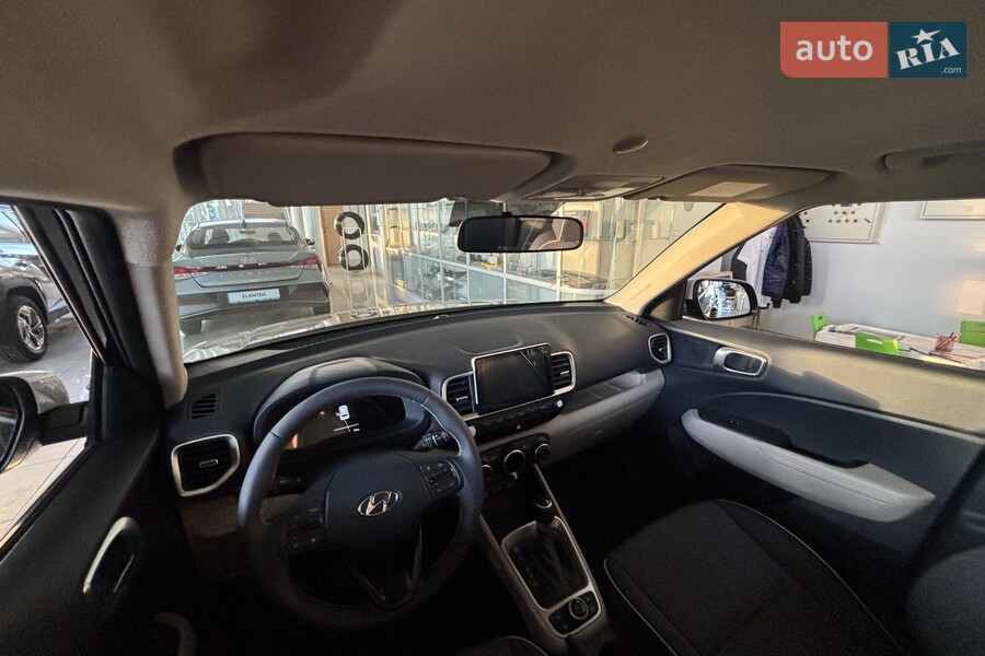 Hyundai Venue - фото 16