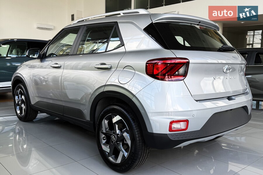 Hyundai Venue - фото 9