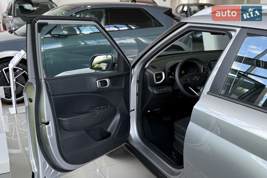 Hyundai Venue - фото 12