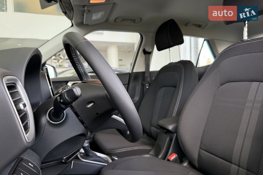 Hyundai Venue - фото 15