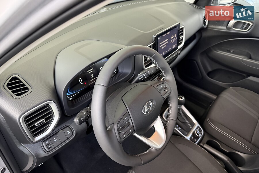 Hyundai Venue - фото 14