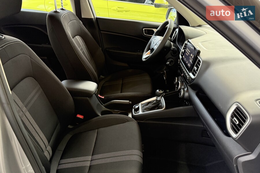 Hyundai Venue - фото 16