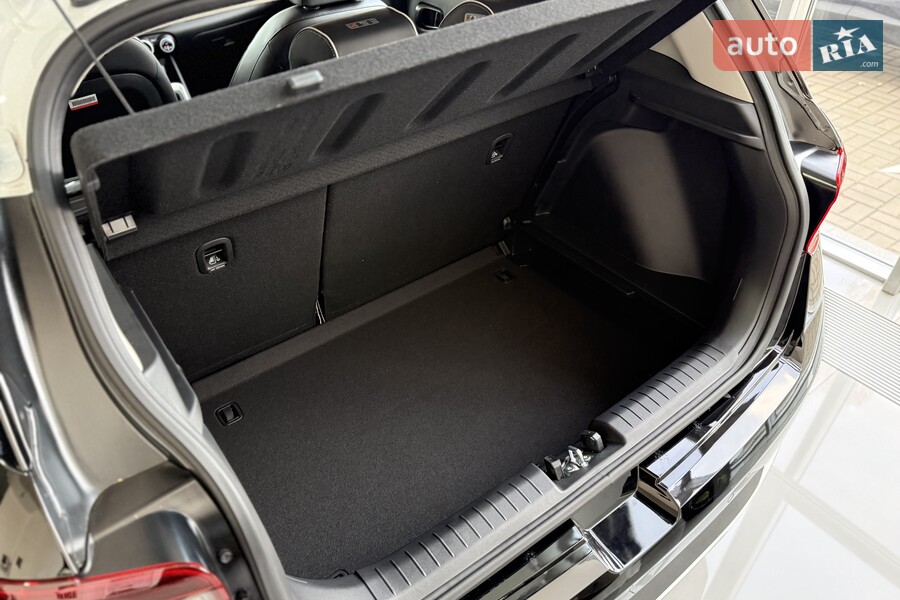 Hyundai Venue - фото 10