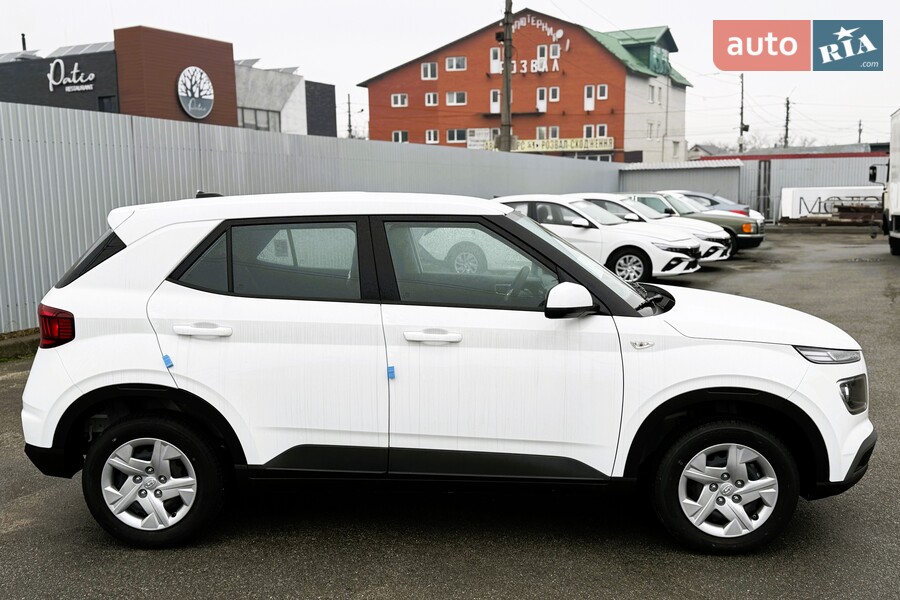 Hyundai Venue - фото 4