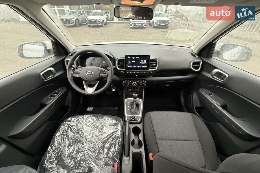 Hyundai Venue - фото 11
