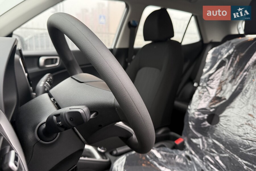 Hyundai Venue - фото 12