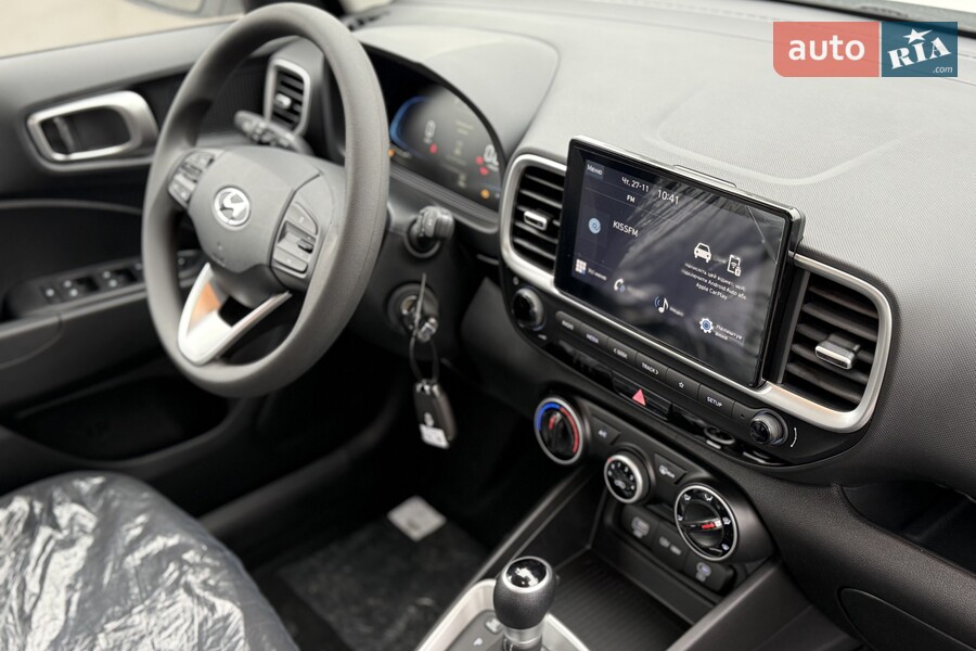 Hyundai Venue - фото 13