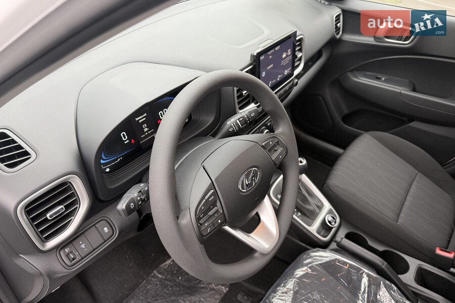Hyundai Venue - фото 15