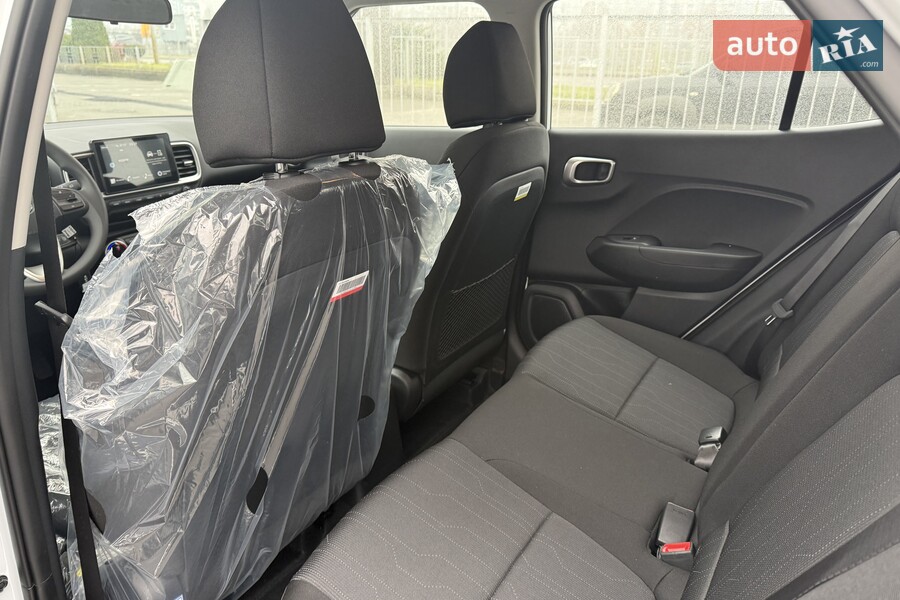 Hyundai Venue - фото 21