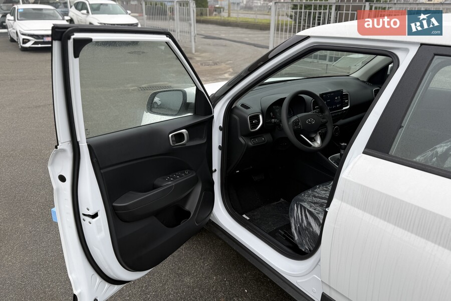 Hyundai Venue - фото 12