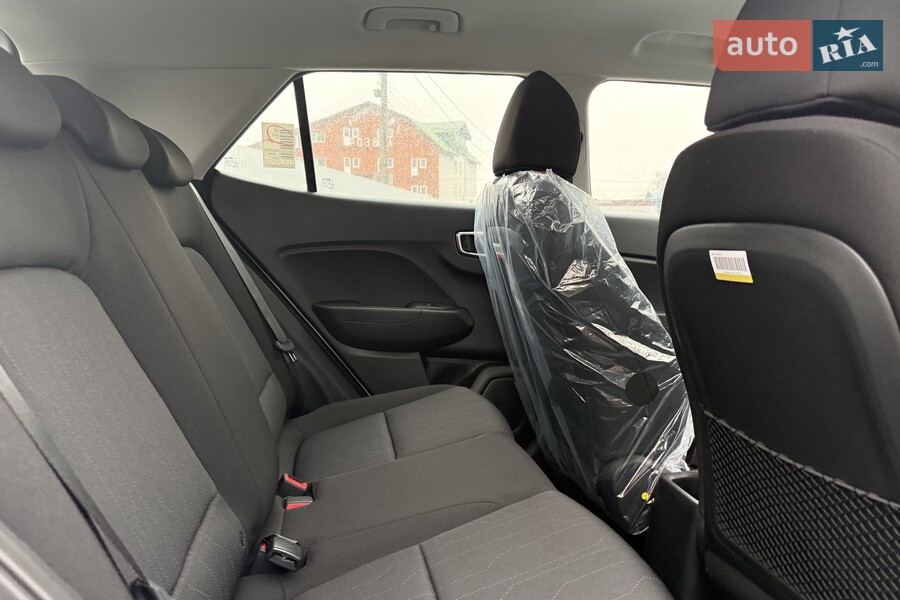 Hyundai Venue - фото 17