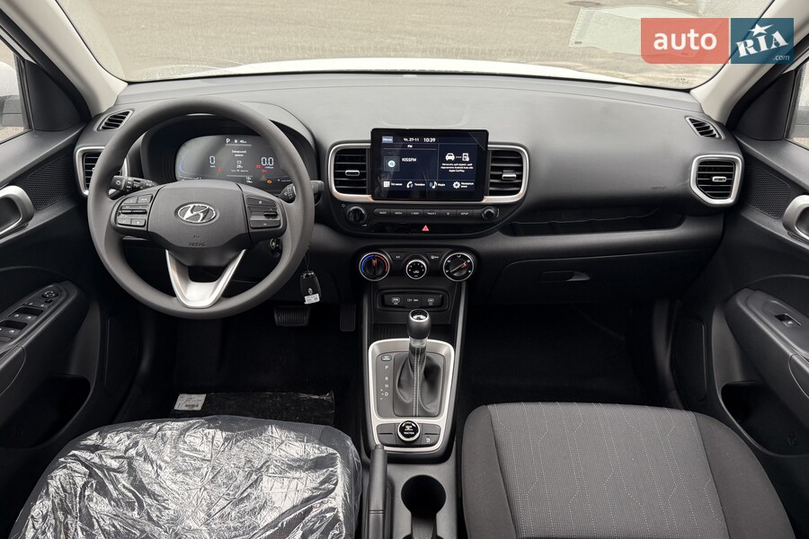 Hyundai Venue - фото 24