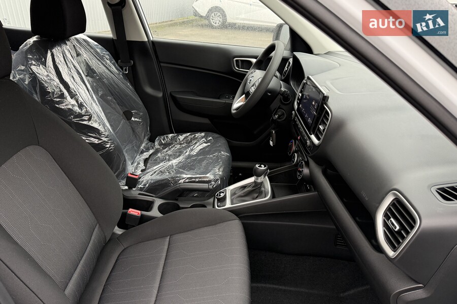 Hyundai Venue - фото 25