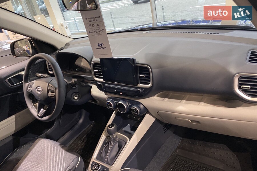 Hyundai Venue - фото 15