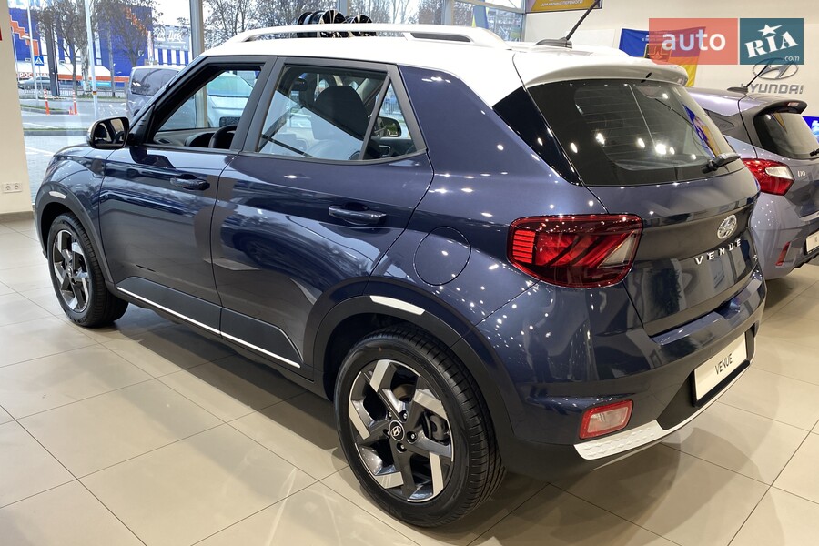 Hyundai Venue - фото 11