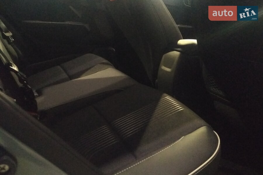 Hyundai Venue - фото 11