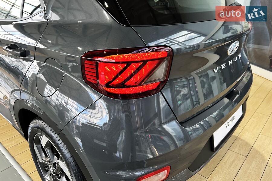 Hyundai Venue - фото 12