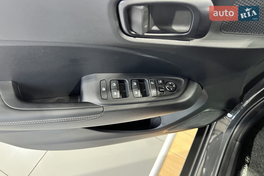 Hyundai Venue - фото 14