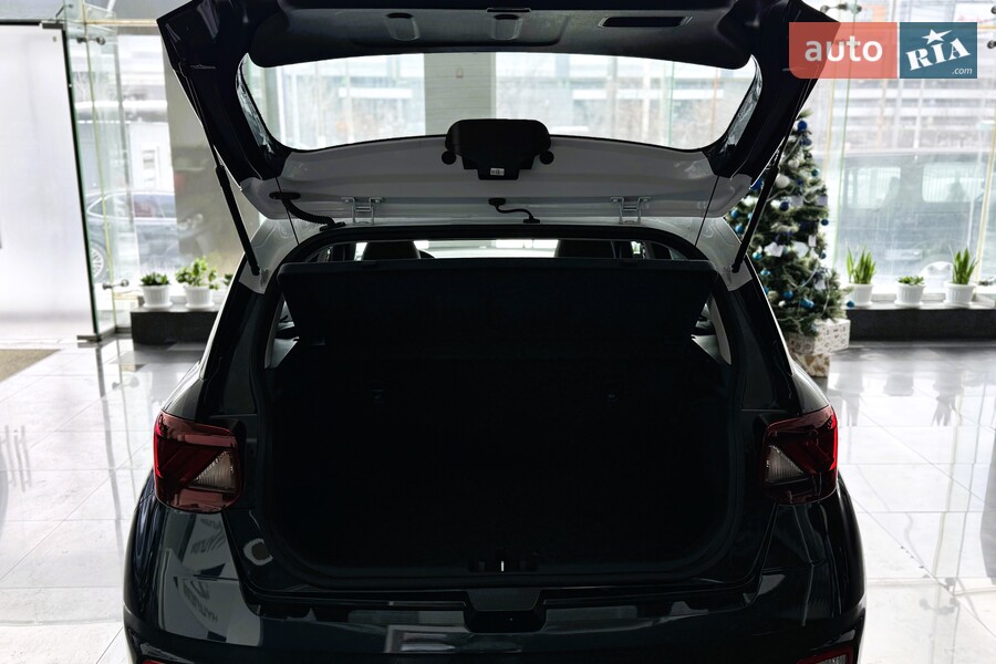 Hyundai Venue - фото 14