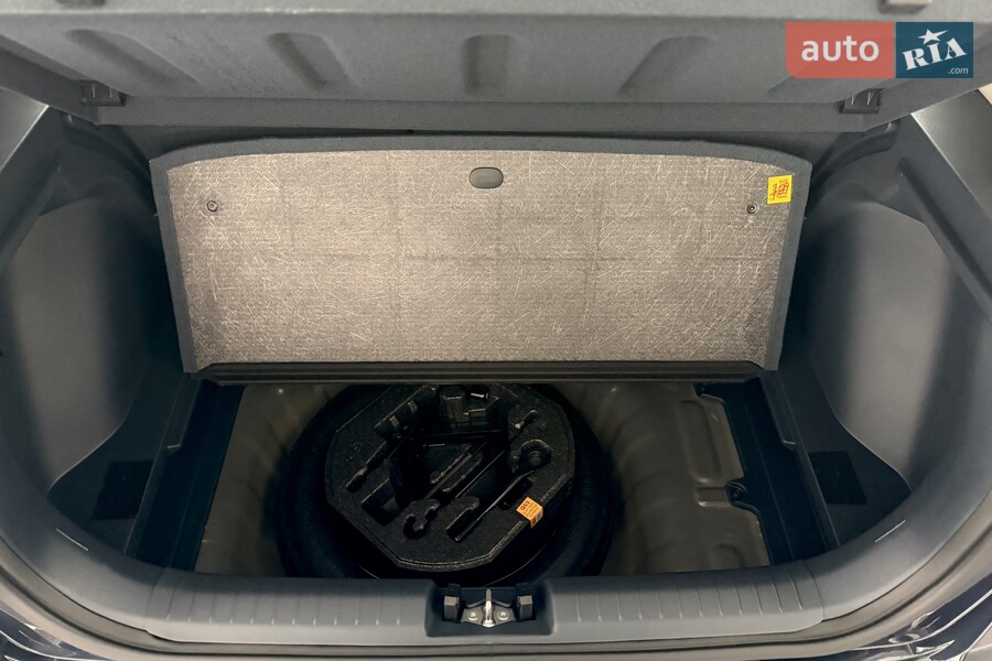 Hyundai Venue - фото 16