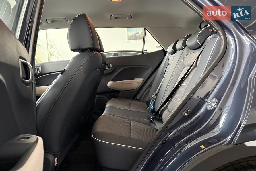 Hyundai Venue - фото 26