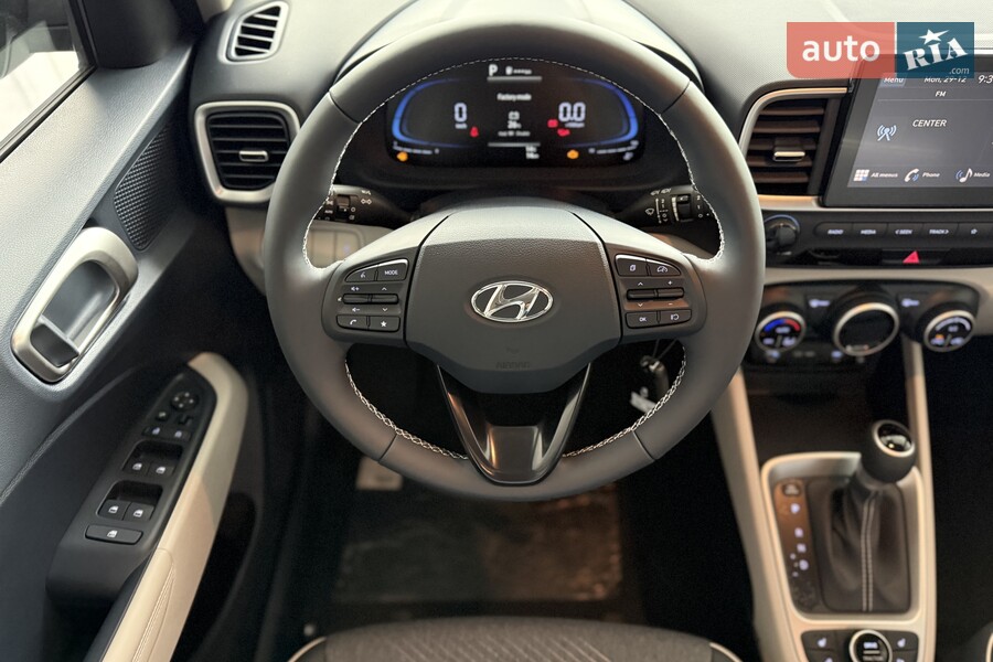 Hyundai Venue - фото 31