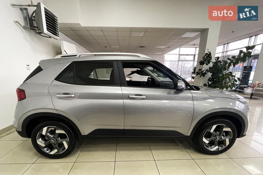 Hyundai Venue - фото 5