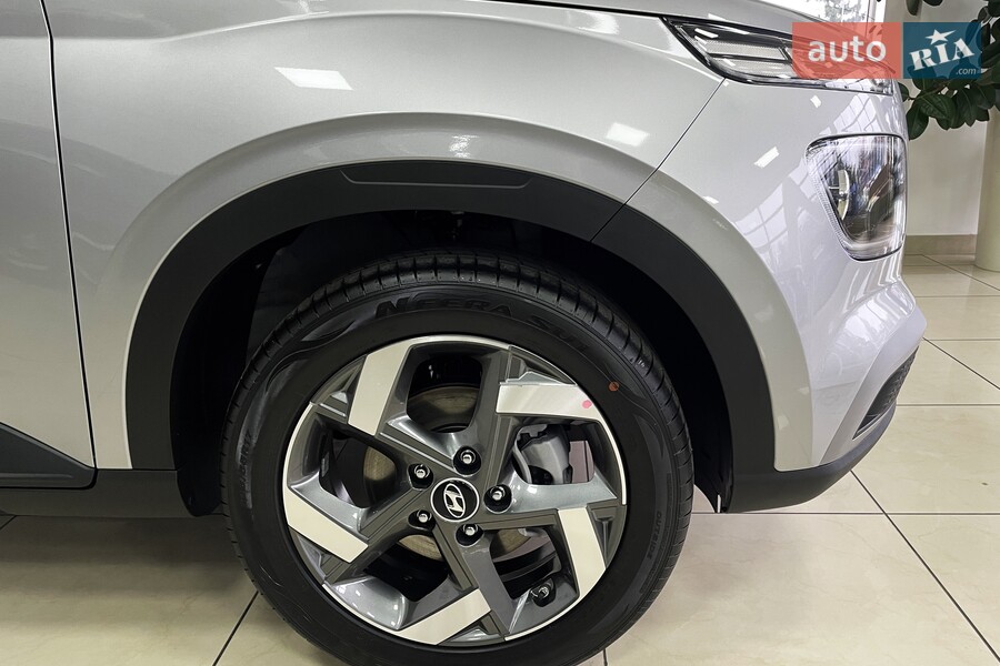 Hyundai Venue - фото 10