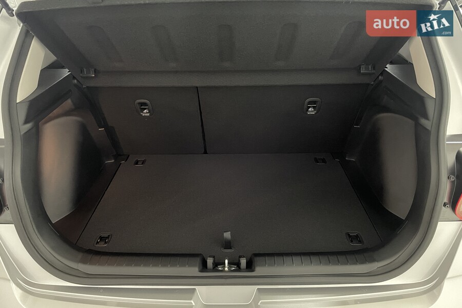 Hyundai Venue - фото 12