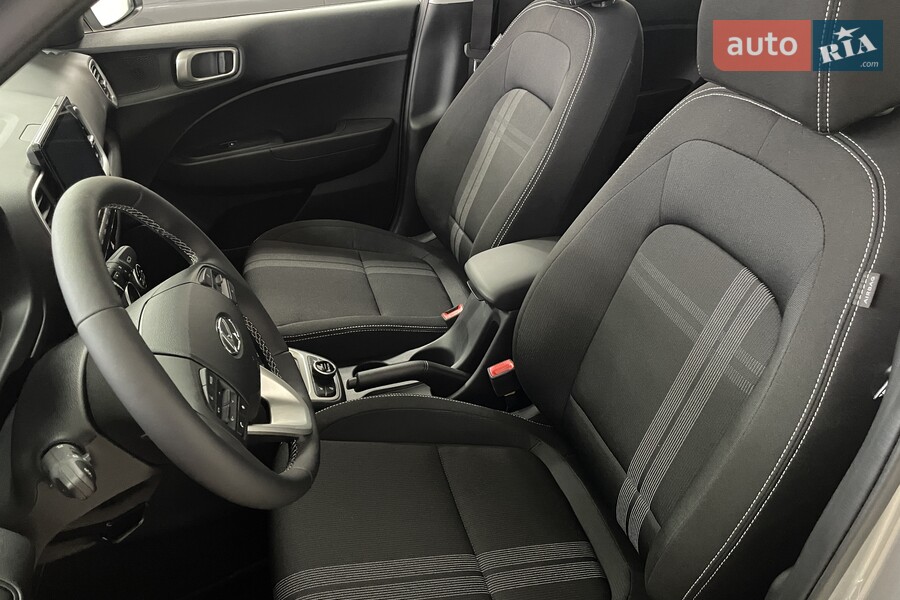 Hyundai Venue - фото 16