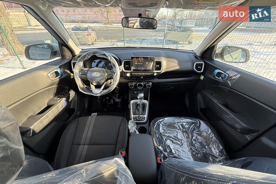 Hyundai Venue - фото 12